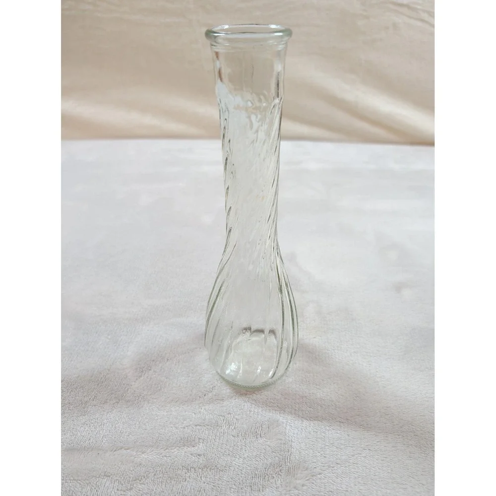 Vintage Clear Glass Spiral Bud Vase Ribbed Swirl Design 9 Inch Tall‎ Home Decor